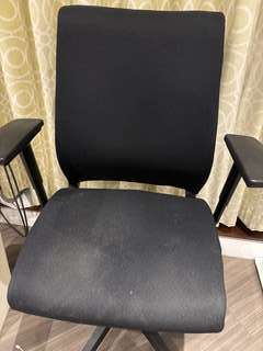 【帰国売り】Steelcase Think V2 オフィスチェア £120