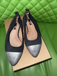 本革Point Toeパンプス,サイズ38 (24cm) Made inスペイン!
