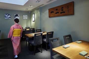 🐟🍣IKEDA RESTAURANT ウェイトレス募集🍣🐟
