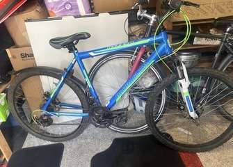 自転車を販売してます。