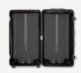 RIMOWA スーツケース（£1,740→£1,000）