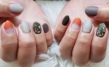 秋の限定キャンペーン🍂💅 ハンド/フットセットで60£🎀